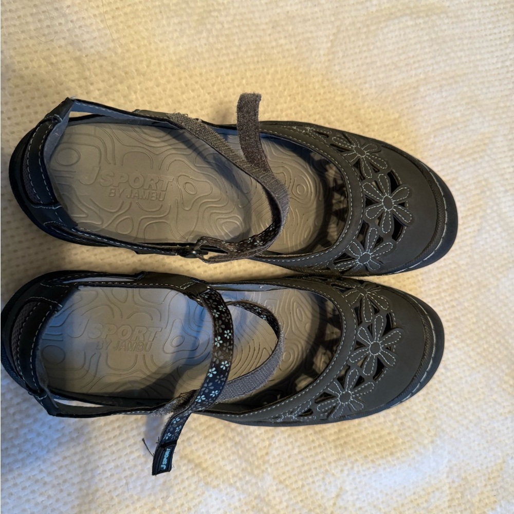 Women’s JSport shoes